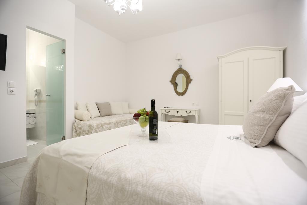 The White Suites Adamantas  Quarto foto